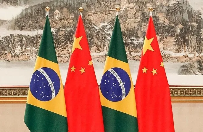 Brasil fecha 15 acordos de cooperação com a China